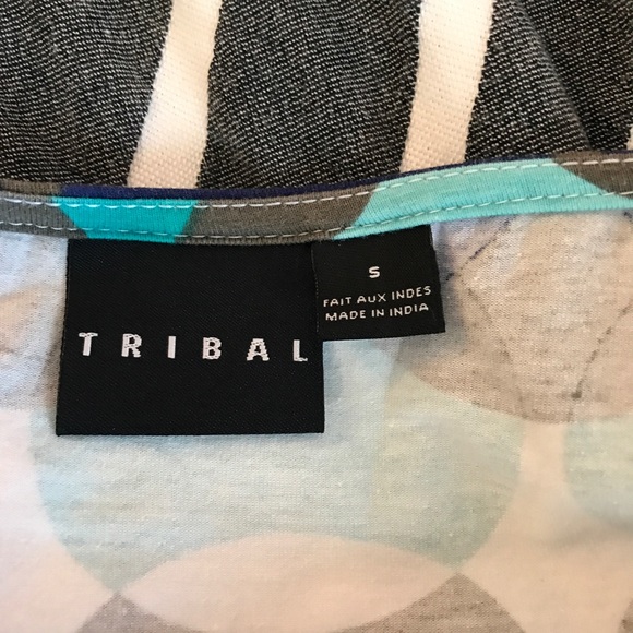 Beautiful blue Tribal dress size small - Picture 4 of 7